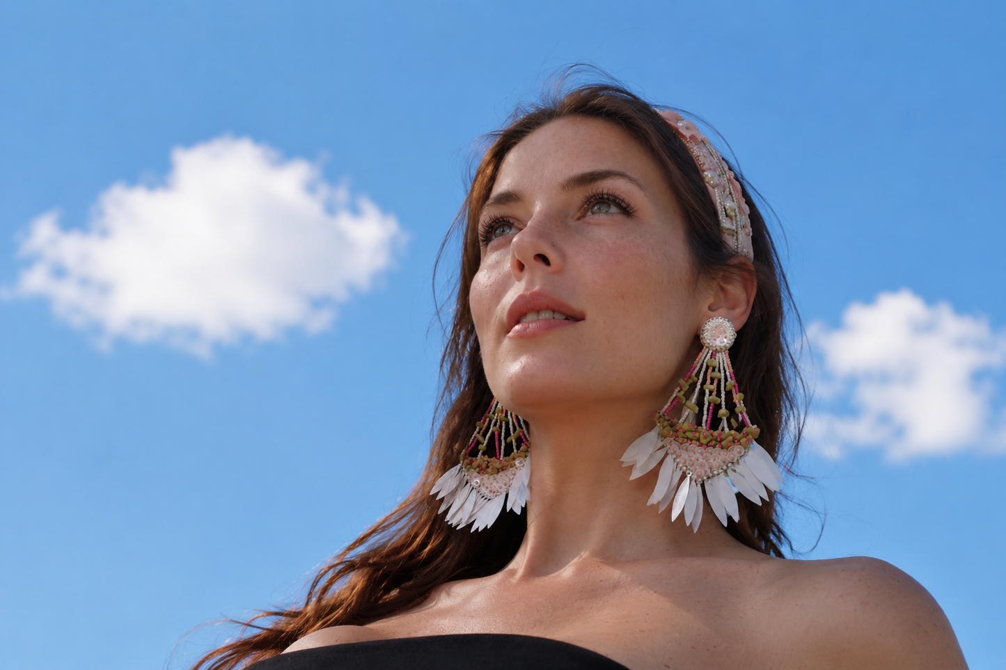 Handmade Pearl & Feather Wedding Earrings for Bride | Bridal Jewelry Gift — Bridal earrings with multicolor zohricanada — Zohricanada