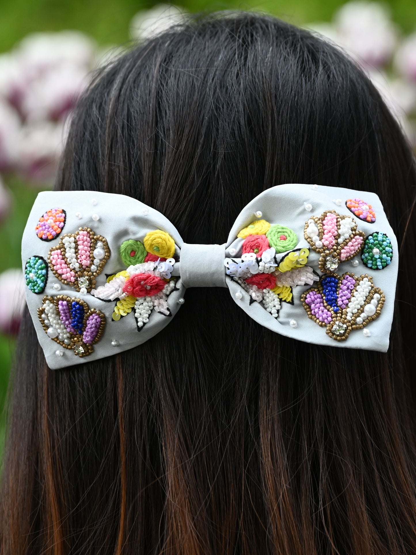 Grey Beach Bow — Zohricanada
