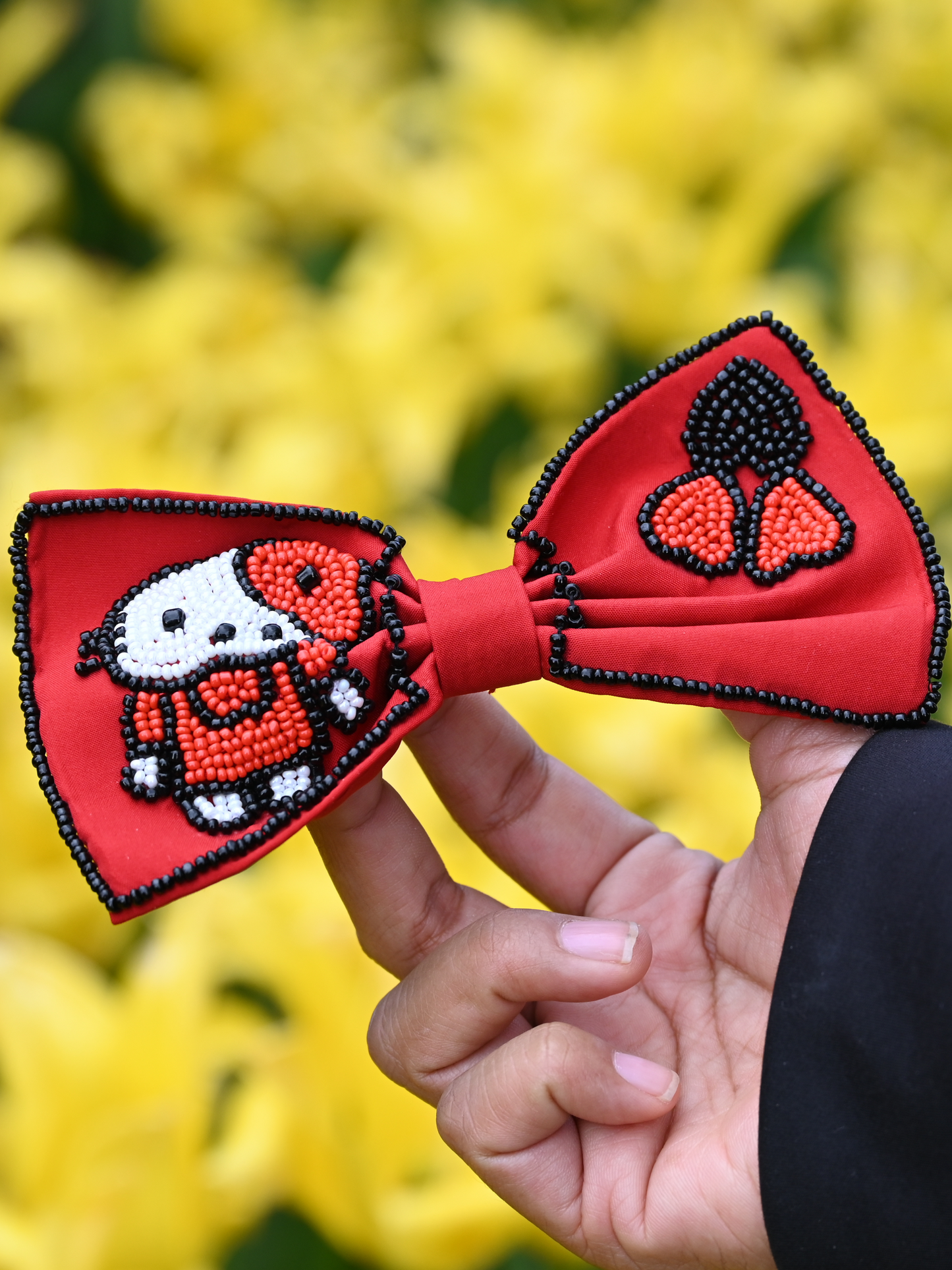 Hello Kitty Bow – Adorable, Playful, and Full of Charm!